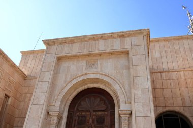 Hillah, Babylon Irak 'ta - 13 Kasım 2024: Eski Irak Cumhurbaşkanı Saddam Hüseyin' in sarayı Antik Babil şehrinde dışarıdan