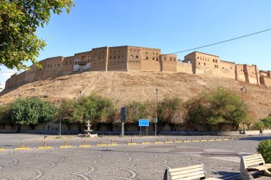 Erbil, Erbil, Kürdistan, Irak - 20 Kasım 2024: Kentin merkezindeki Erbil Kalesi etrafında