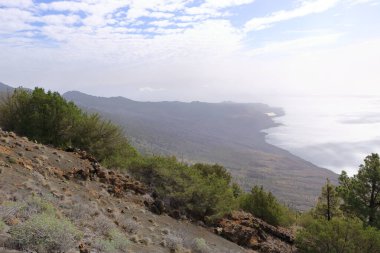 Cala de Tacoron körfezi El Hierro Adası, İspanya 'daki El Julan bakış açısından görüldü.