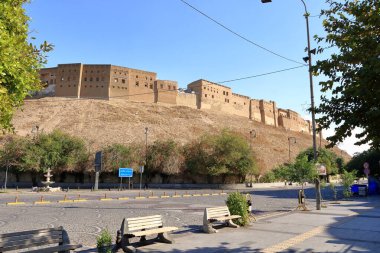 Erbil, Erbil, Kürdistan, Irak - 20 Kasım 2024: Kentin merkezindeki Erbil Kalesi etrafında