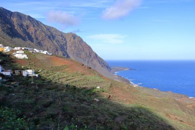 La Frontera yakınlarındaki Sabinosa köyü, El Hierro, İspanya 'daki Kanarya adaları