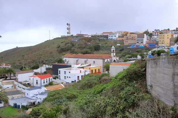 İspanya 'nın Kanarya Adaları' ndaki El Hierro adasının başkenti Villa de Valverde 'nin Panoraması