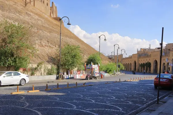 Erbil, Erbil, Kürdistan, Irak - 20 Kasım 2024: Kentin merkezindeki Erbil Kalesi etrafında