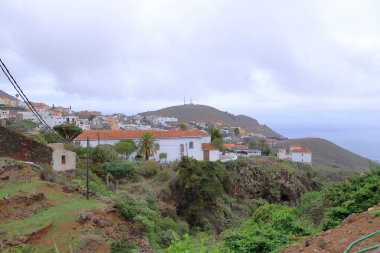 İspanya 'nın Kanarya Adaları' ndaki El Hierro adasının başkenti Villa de Valverde 'nin Panoraması