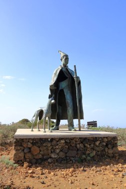 El Hierro, Kanarya Adaları 'ndaki El Pastor heykeli.