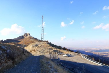 Shaqlawa, Erbil, Erbil, Kürdistan, Irak - 21 Kasım 2024: İnsanlar Safin dağlarının manzarasının tadını çıkarıyorlar