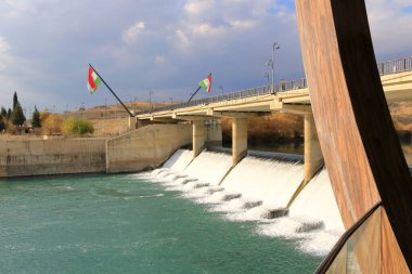 Rubar, Kürdistan, Irak 'taki Büyük Zab Nehri' nde bir turizm merkezi.
