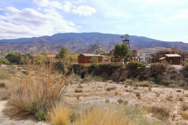 Batı tarzı filmler için evler, çölün ortasında mini Hollywood, Tabernas, Almeria, Endülüs, İspanya