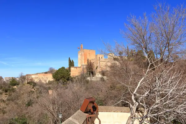Granada, Endülüs 'teki tarihi Alhambra Sarayı.
