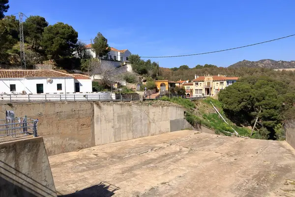 Guadalhorce rezervuarı etrafındaki manzara, Ardales, Endülüs, İspanya