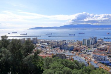 Gibraltar, Birleşik Krallık - 19 Şubat 2025: Cebelitarık 'ın yukarıdan görünüşü