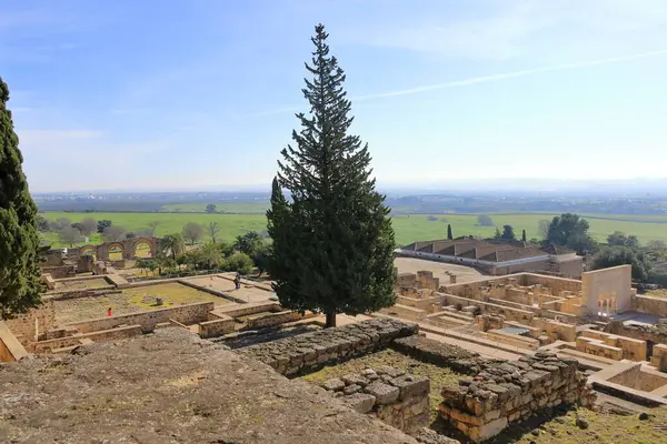 İspanya 'da Cordoba, Endülüs - 14 Şubat 2025: Medine Azahara, Madinat al-Zahra