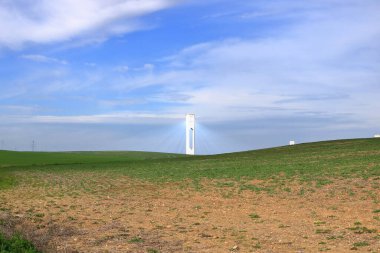 Sevilla, Sevilla, Endülüs, İspanya - 15 Şubat 2025: Solar Santral 20 manzaralı