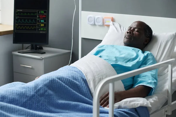 African American Patient Lying Bed Hospital Ward Monitor Controlling His — Stock Photo, Image