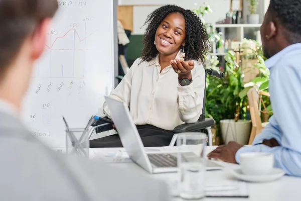 African Businesswoman Disability Smiling While Sitting Table Meeting Talking Her — Stock Photo, Image