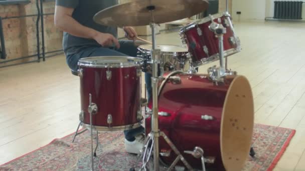 Tilt Shot Male Drummer Playing Drums Rehearsal Studio — Stock Video