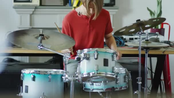 Schnappschuss Eines Professionellen Musikers Der Während Der Probe Studio Schlagzeug — Stockvideo