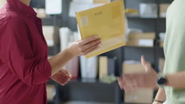 Cropped Shot Woman Giving Package Man Shaking Hands Him Delivery — Stock Video