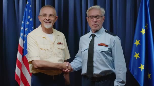 Portrait Two Senior Military Officials Shaking Hands Posing Camera Usa — Stock Video