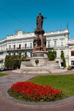Odessa 'daki İmparatoriçe Catherine Anıtı. Anıtın genel görünümü