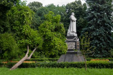 Dismantled monument to the Soviet commander Nikolai Vatutin in Kyiv