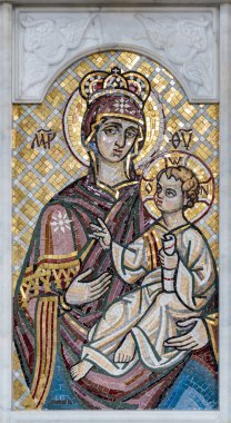 Ortodoks Kilisesi 'nin simgesinde İsa Mesih ile birlikte Meryem Ana' nın güzel mozaik ikonu.