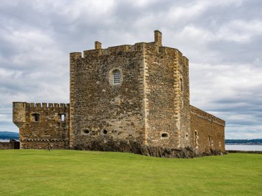 Firth of Forth siyahlık kalesinde