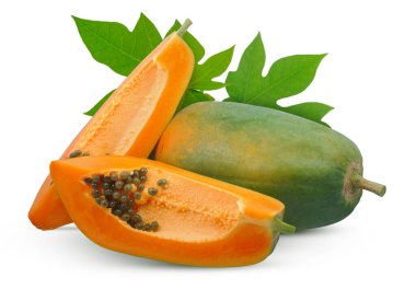 Beyaz arka planda izole Papaya meyvesi