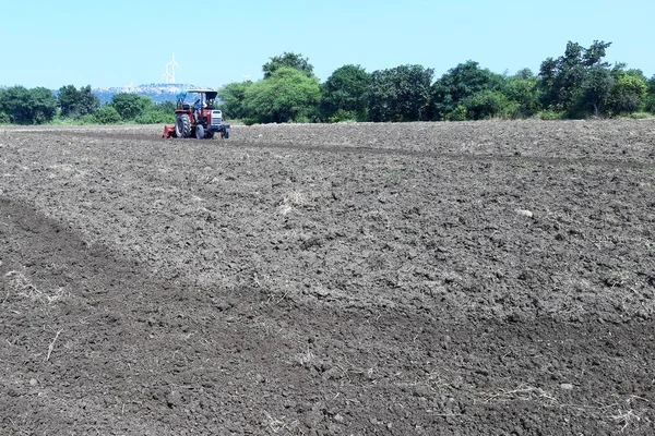 2021 Dewas India Plowing Field Tractor Farmers Preparing Field Sowing — Stock Photo, Image