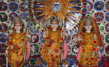 Shri Ram Darbar Lord Rama ve eşi Sita kardeş Lakshman, Hindu dini festivali Dussehra