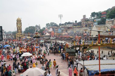Haridwar, Uttarakhand, Hindistan, 12 Ağustos 2023, Haridwar, Ganj nehrinin kıyısında yer alan ünlü bir ghat.