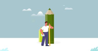 Yaratıcı başarı. Büyük renkli kalemlerin arka planında mutlu bir adamın durduğu hareketli afiş. Karakter, başarı ve yetenekleri geliştirmek için fikirler üretir. Düz grafik çizgi film