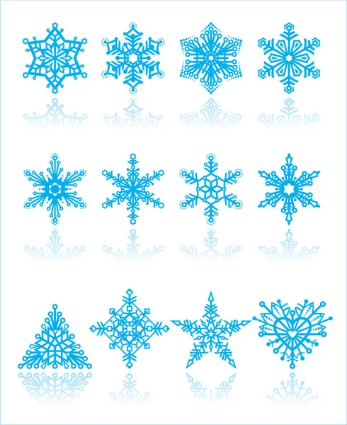 Christmas Snowflakes ベクトル 伝統的でユニークな形の雪の結晶 三角形 星と心の形 — ストックベクタ