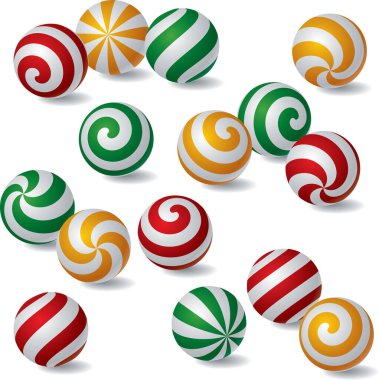 Beyaz arka planda renkli noel şekerleri