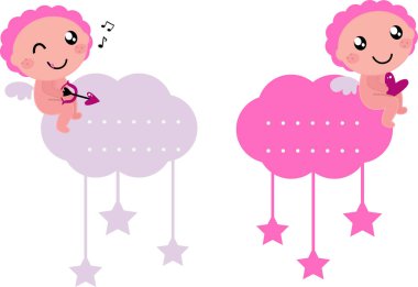 Bulutların üzerinde oturan sevimli bebek meleğin resmi.