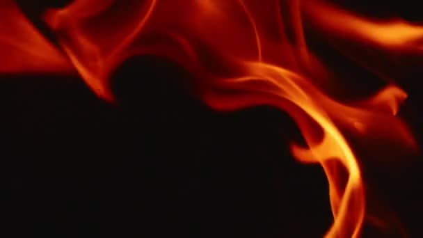 炎と炎のスローモーションビデオ炎と炎によって点火ガスやガソリン — ストック動画