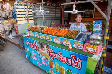 29 Kasım 2024 Chiang Khan Walking Caddesi, Loei, Tayland.