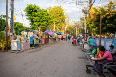 29 Kasım 2024 Chiang Khan Walking Caddesi, Loei, Tayland.