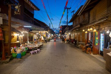 29 Kasım 2024 Chiang Khan Walking Caddesi, Loei, Tayland