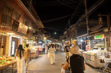 29 Kasım 2024 Chiang Khan Walking Caddesi, Loei, Tayland