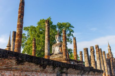 Sukhothai, Tayland - 27 Kasım 2024 Si Satchanalai antik bir turistik merkezdir..