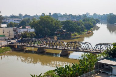 10 Ocak 2025, Ping Nehri üzerindeki Demir Köprü, Chiang Mai, Tayland