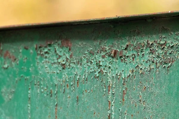 Cerca Enferrujada Metal Resistente Verde Close Com Fundo Embaçado Protecção — Fotografia de Stock