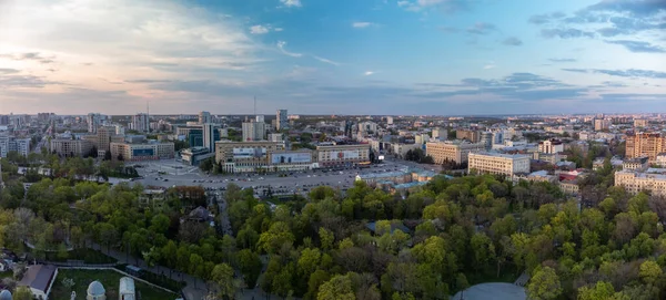 Panorama Lotnicza Placu Svobody Zabytkowymi Budynkami Zachodem Słońca Charków Ukraina — Zdjęcie stockowe