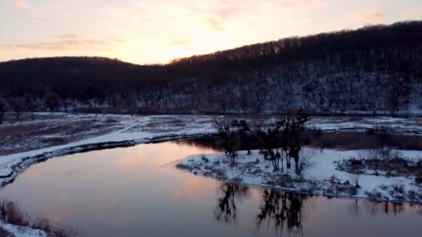 Sunset Aerial Wintry River Curve Scenic Reflection Zmiyevsky Region Siverskyi — Stock Video
