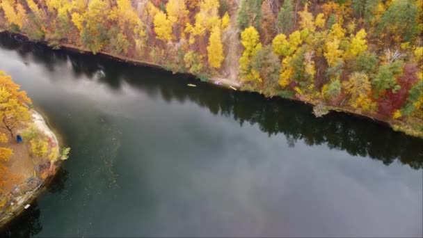 Autumn Aerial Drone Dolly View River Kayak Sail Colorful Forest — Stok Video