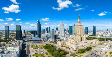 Polonya 'nın Varşova merkezinin hava görüntüsü