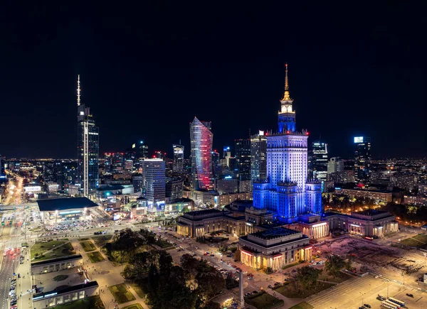 Polonya Varşova 'daki Beyaz-Mavi Kültür ve Bilim Sarayı