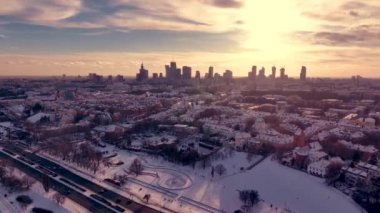 Varşova, Polonya 'nın kışın çekilmiş hava görüntüleri