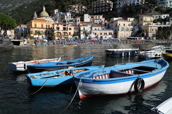 Barcos Pesca Frente Aldeia Cetara Itália Foto Alta Qualidade — Fotografia de Stock